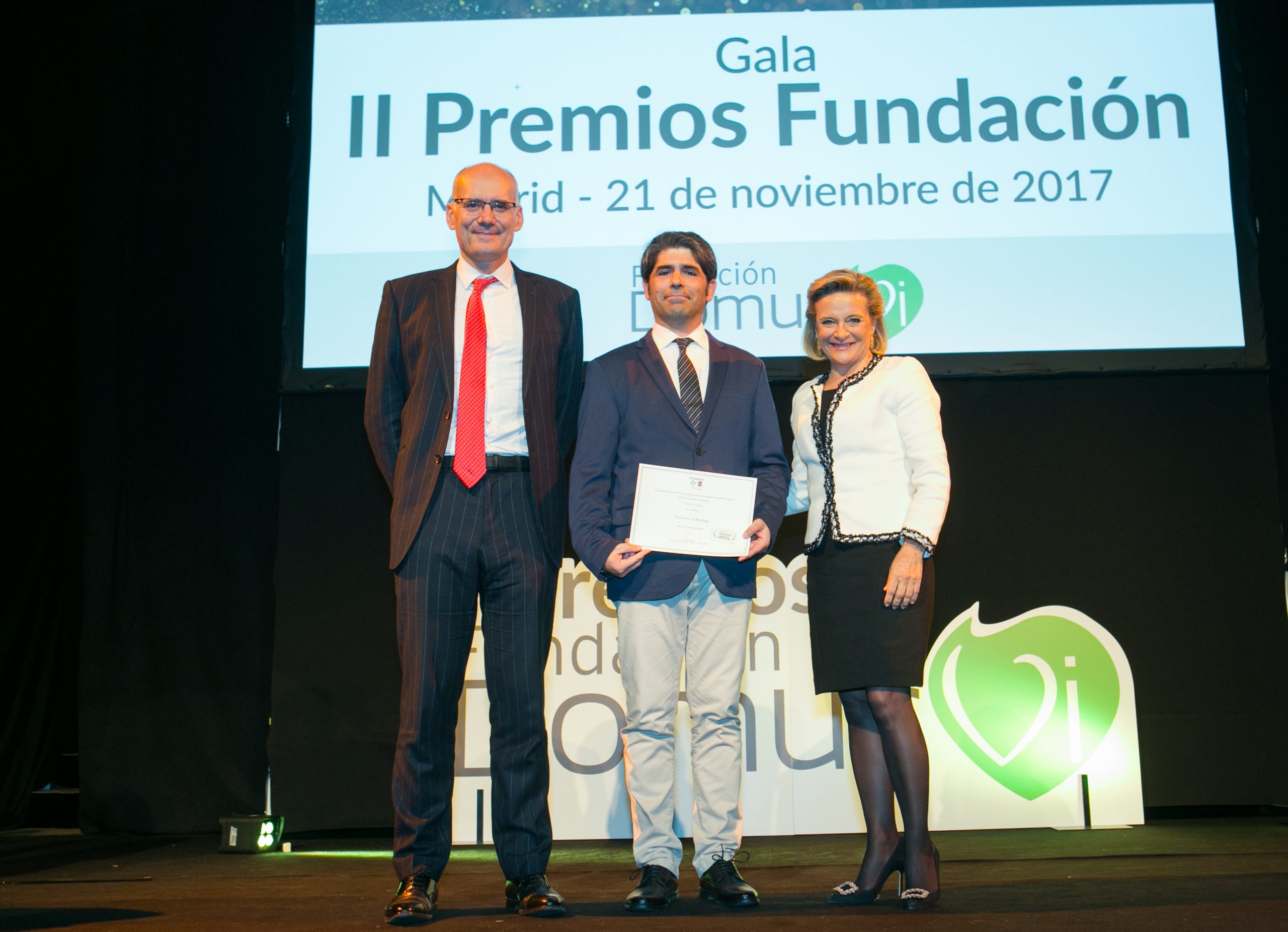 Entrega del premio al proyecto Prottech de Métrica6 en la Gala II Premios Fundación Domur celebrada en Madrid el 21 de noviembre de 2017